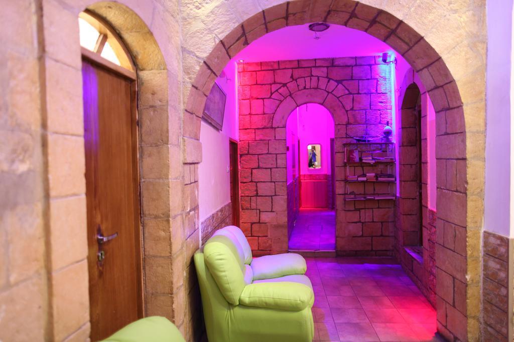 Palm Hostel Jerusalem Exterior photo